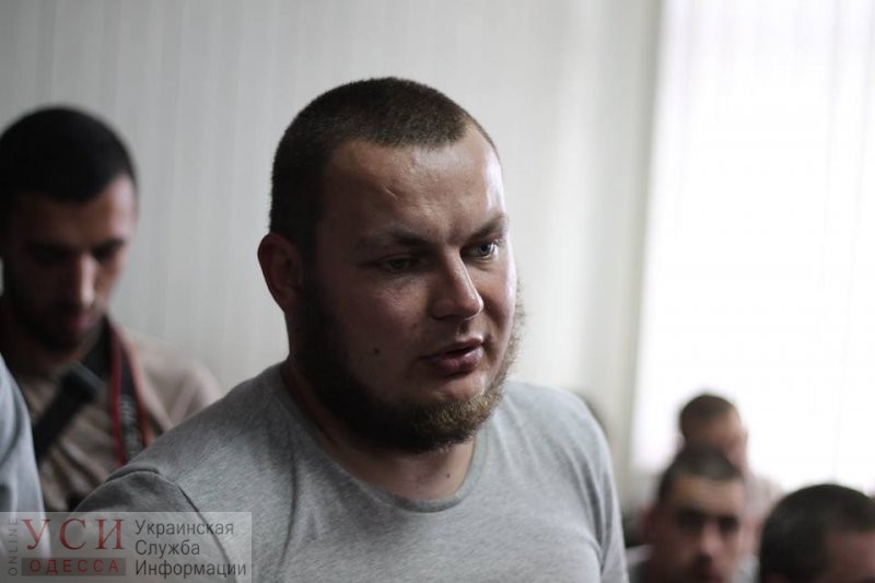 Одесский активист, который утверждает, что его избили полицейские, опубликовал видео Новогоднего инцидента (видео) «фото»