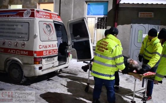 В Одессе пока не развернули пункты обогрева: у церкви в Рождество уже чуть не замерз бездомный (фото) «фото»