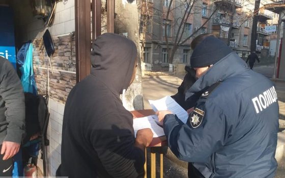 Военным поставляли продукты из подпольных антисанитарных цехов в Одессе (фото) «фото»