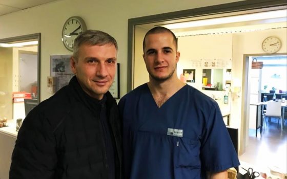 Активиста Олега Михайлика выписали из мюнхенской больницы после извлечения пули из легкого «фото»