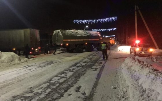 Непогода в Одесской области: 13 человек попали в снежный плен на дорогах (фото) «фото»