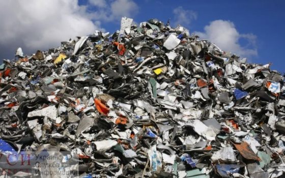 Директор мусорного полигона в Одесской области отказывался принимать отходы без взятки: его задержали «фото»