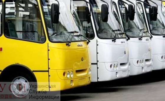 У маршрутчиков требуют по 50 долларов за автобус, чтобы избежать проверок, – перевозчик «фото»