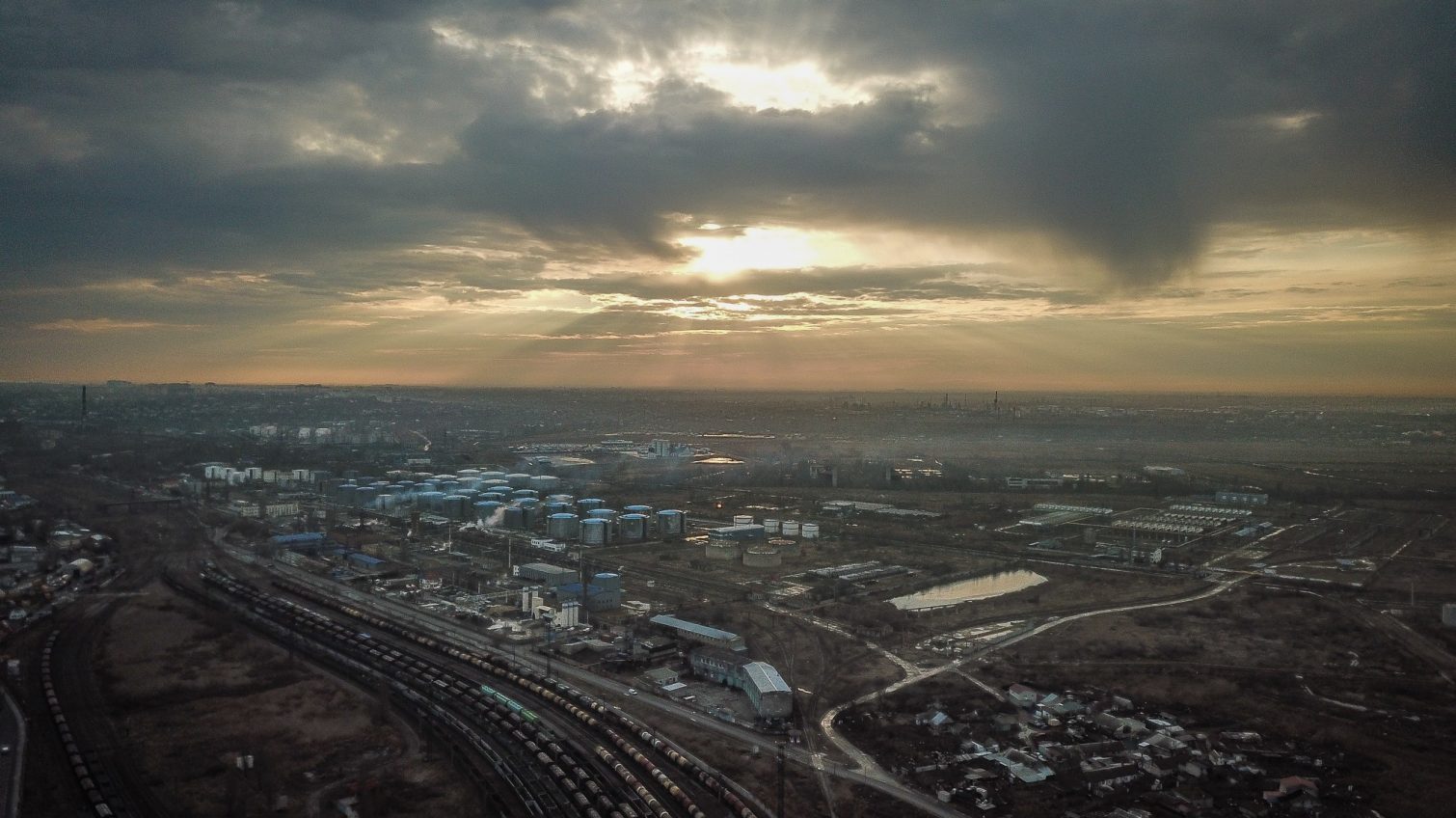 Развалины индустриализации: как выглядит одесская Пересыпь с воздуха (аэросъемка, видео) «фото»
