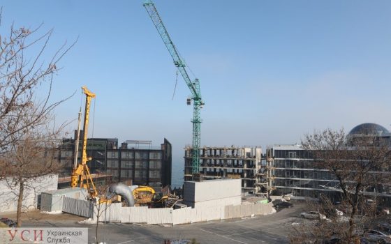 Суд наложил арест на стройку на Ланжероне, где погиб человек «фото»