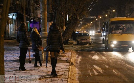 Легализация проституции в Одессе: “девочки” с Большой Арнаутской за, Кива – против «фото»