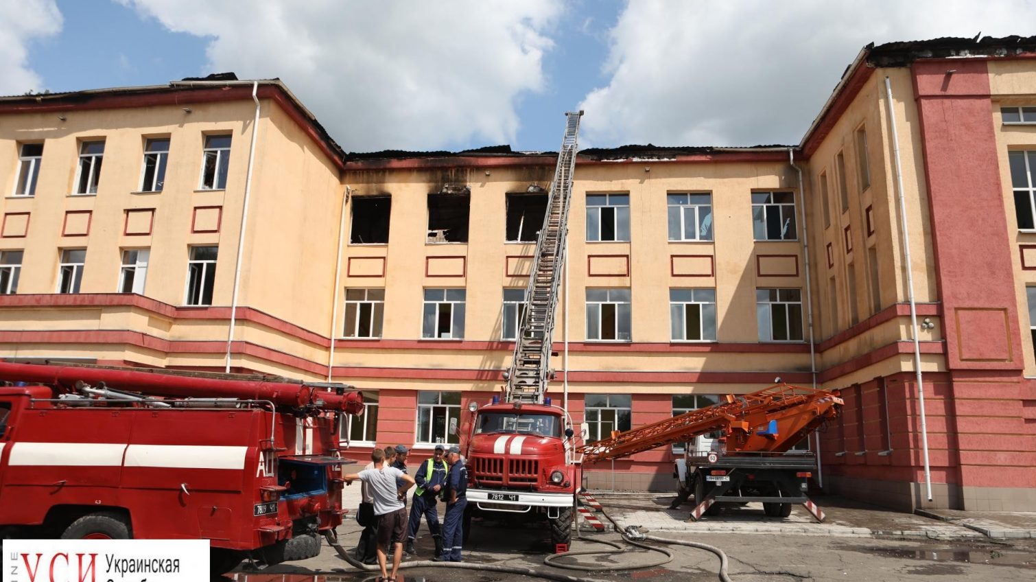 Школу в Балте, в которую летом ударила молния, отремонтируют за 36,5 миллионов гривен «фото»