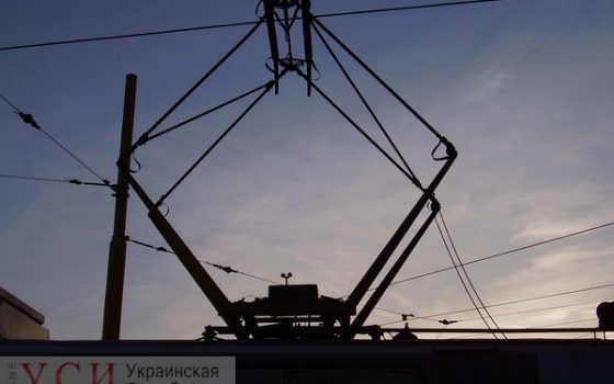 В Одессе 20-летний парень забрался на крышу поезда и получил тяжелые ожоги «фото»