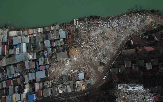 В Черноморске сносят целый район разрушенных оползнем куреней (фото, видео) «фото»
