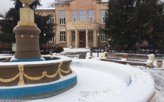 На митинг против Минобороны к санаторию “Лермонтовскому” никто не пришел: военные провели экскурсию (фото) «фото»