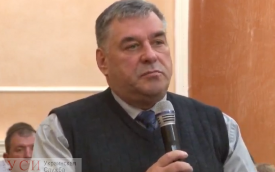 В мэрии наградили уволенного чиновника часами и пожелали быть востребованным «фото»