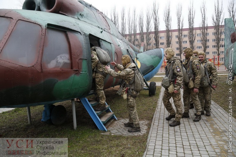 Виртуальная реальность: курсанты Военной Академии отрабатывают навыки боя на компьютерных симуляторах (фото) «фото»