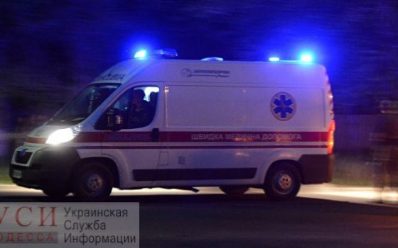 В Одесской области на бездорожье застряла “скорая” с роженицей «фото»