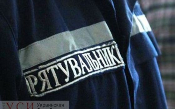 В Одесской области микроавтобус вылетел с дороги и перевернулся «фото»