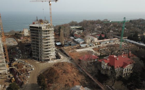 “Нет состава преступления”: полиция закрыла дело о незаконной вырубке деревьев в санатории Магнолия (фото, видео) «фото»