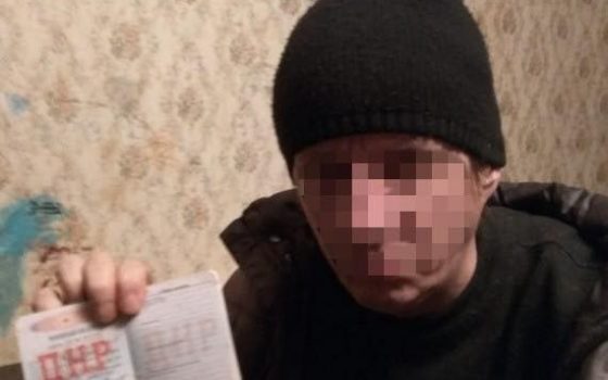 В Одессе задержали банду продавцов оружия: у одного из них нашелся военный билет “Минобороны ДНР” «фото»