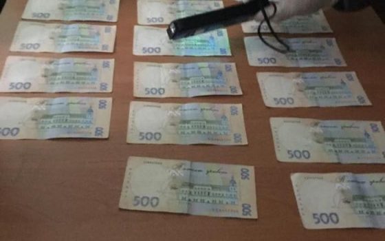 Начальник районной налоговой инспекции в Одесской области вымогал “откаты” у предпринимателей «фото»