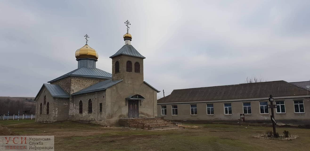 Под Одессой священника выгнали из храма за то, что он прославлял “русский мир” «фото»