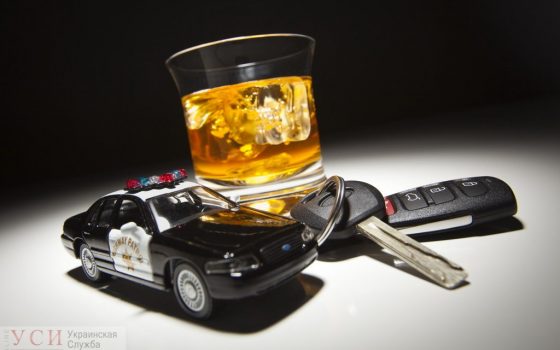 В Одессе пьяный водитель врезался в патрульный автомобиль «фото»