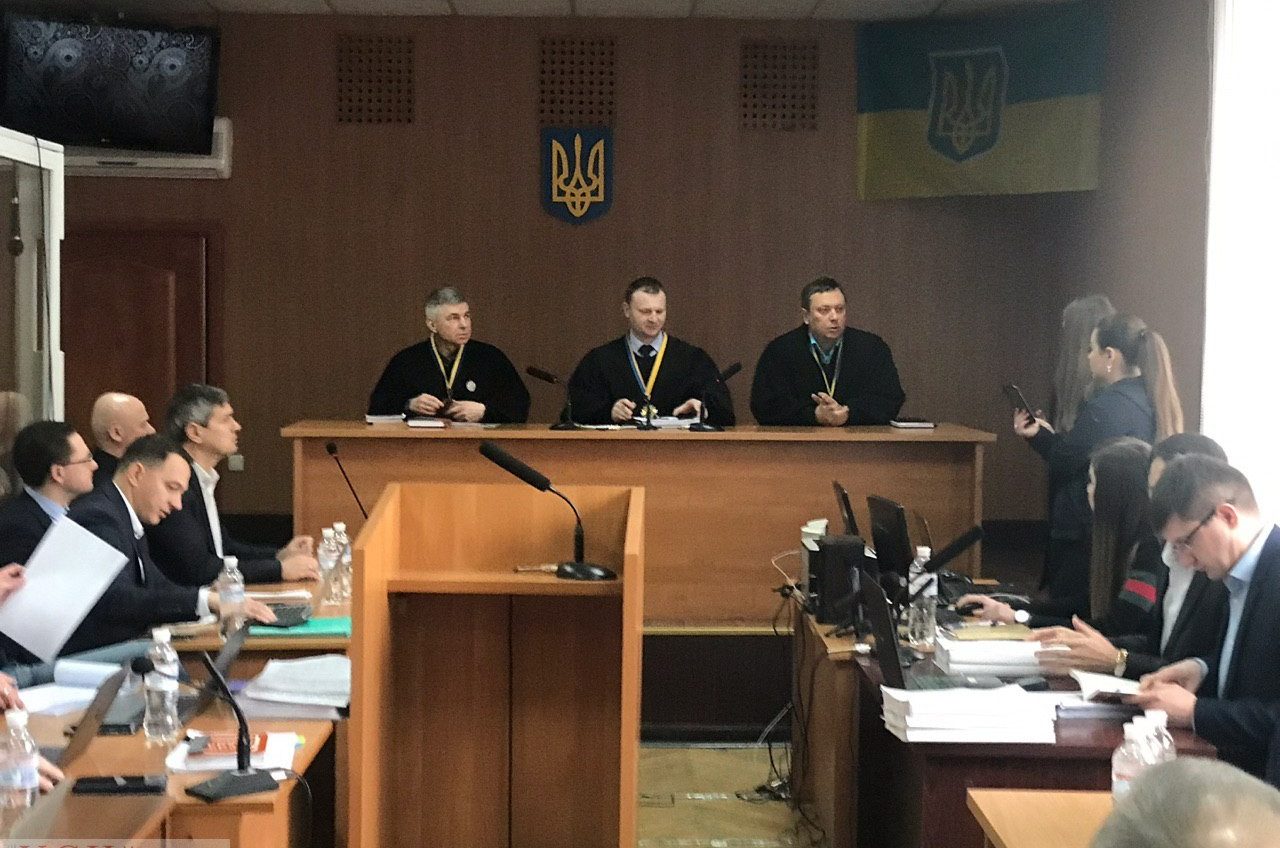 Дело “Краяна”: суд продолжает зачитывать обвинения Труханову и чиновникам горсовета ОБНОВЛЕНО «фото»