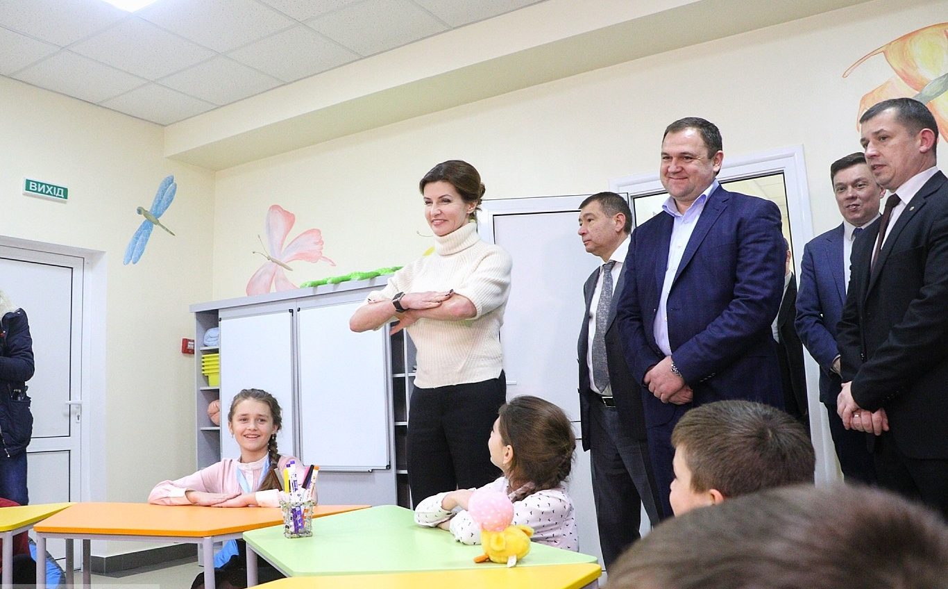 Первая леди Украины посетила в Маяках инновационную школу и амбулаторию «фото»