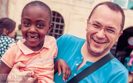 Глава Килийского района поехал в Кению, чтобы накормить детей хлебом и молоком (фото) «фото»