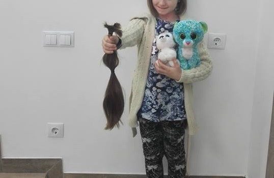Вслед за 8-летней девочкой еще шестеро одесситов решили отдать свои волосы для париков онкобольным детям (фото) «фото»