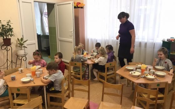 “Я не издевалась над детьми”: воспитательница которую уволили из садика утверждает что ее оклеветали (фото) «фото»