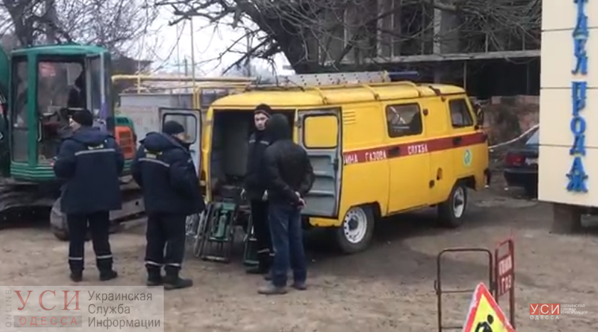 В Киевском районе из-за разрыва газопровода перекрыта улица и нет газа (видео) «фото»
