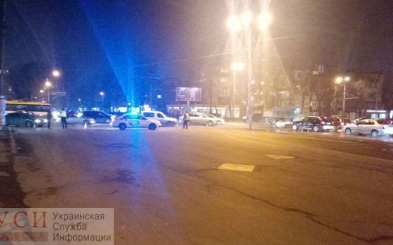 Яму на Люстдорфской дороге, в которой нашли аварийную трубу 1902 года, оставили открытой «фото»