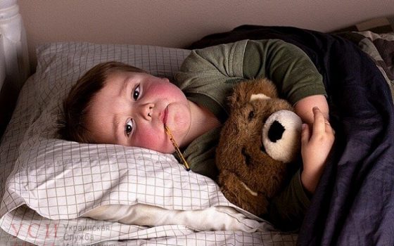 В Одессе родители тяжело больного ребенка 2 часа ждали скорую, но на вызов она не приехала: начато служебное разбирательство «фото»