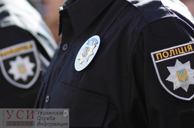Одесские патрульные ночью спасли автомобилиста-диабетика, который потерял сознание за рулем «фото»