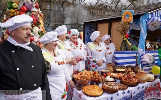 Одесской области исполнилось 87 лет: на ярмарке изобилие вкусной еды, танцы и выступления (фото) «фото»