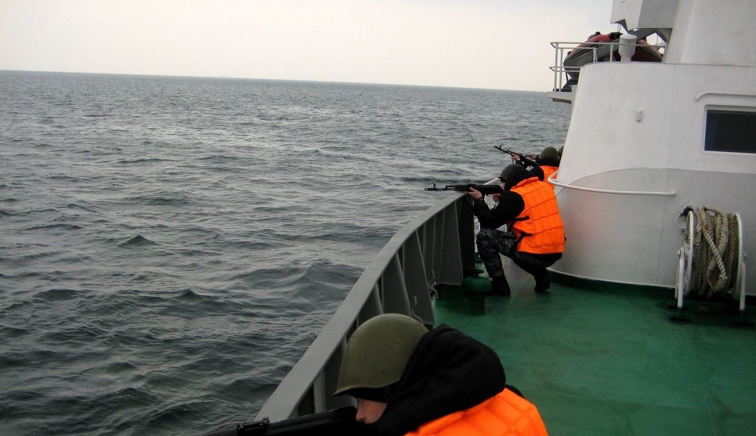 Новобранцы Одесского отряда морской охраны вышли в море для обороны границ (фото) «фото»