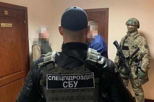 “Альфа” в Малиновском райсуде Одессы: судью поймали на взятке (фото) «фото»