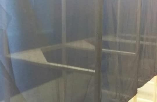 В Одессе уже установили кабинки для голосования – они прозрачные (фото) «фото»