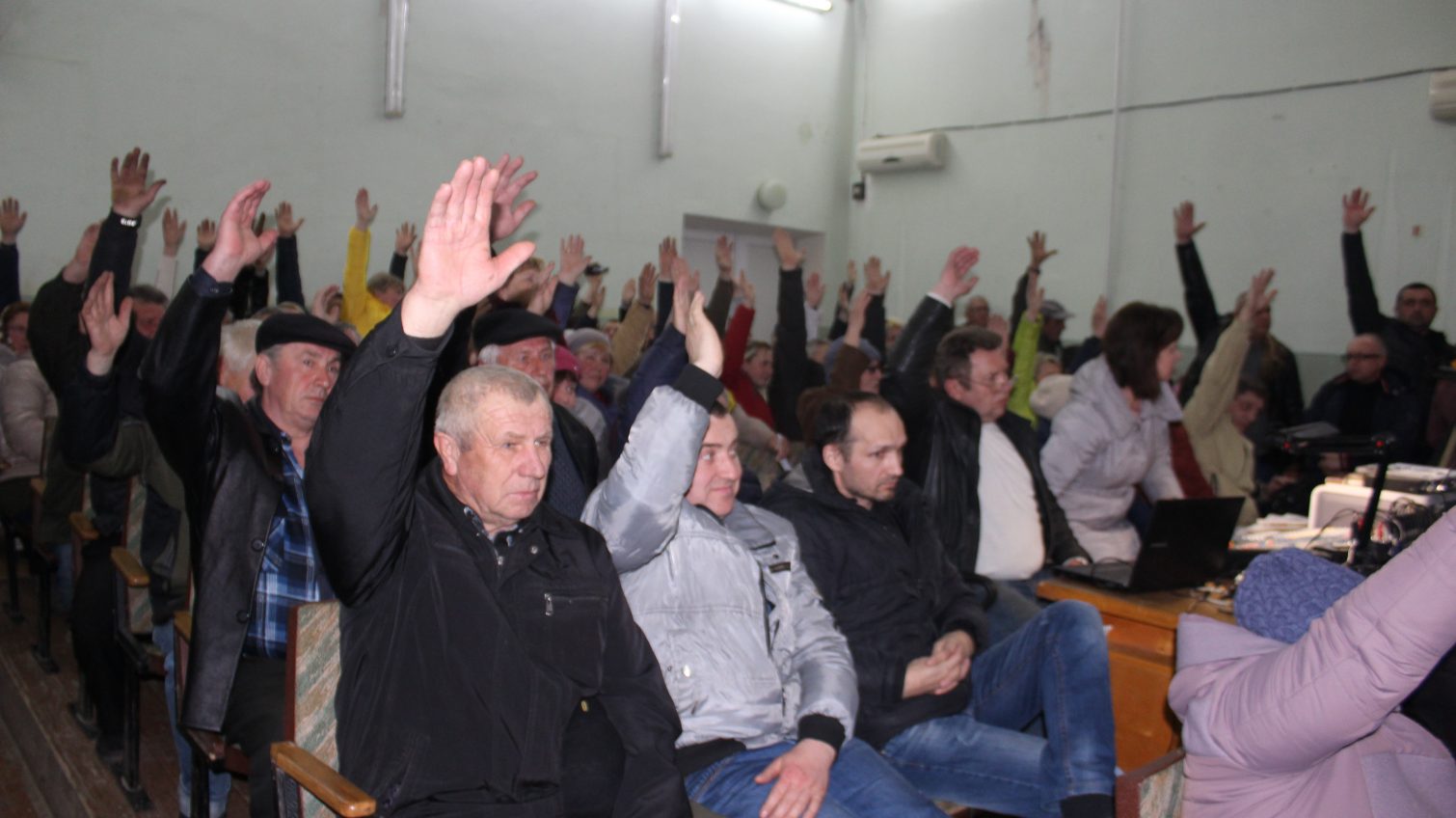 Жители села под Одессой поддержали объединение в Овидиопольскую ОТГ «фото»