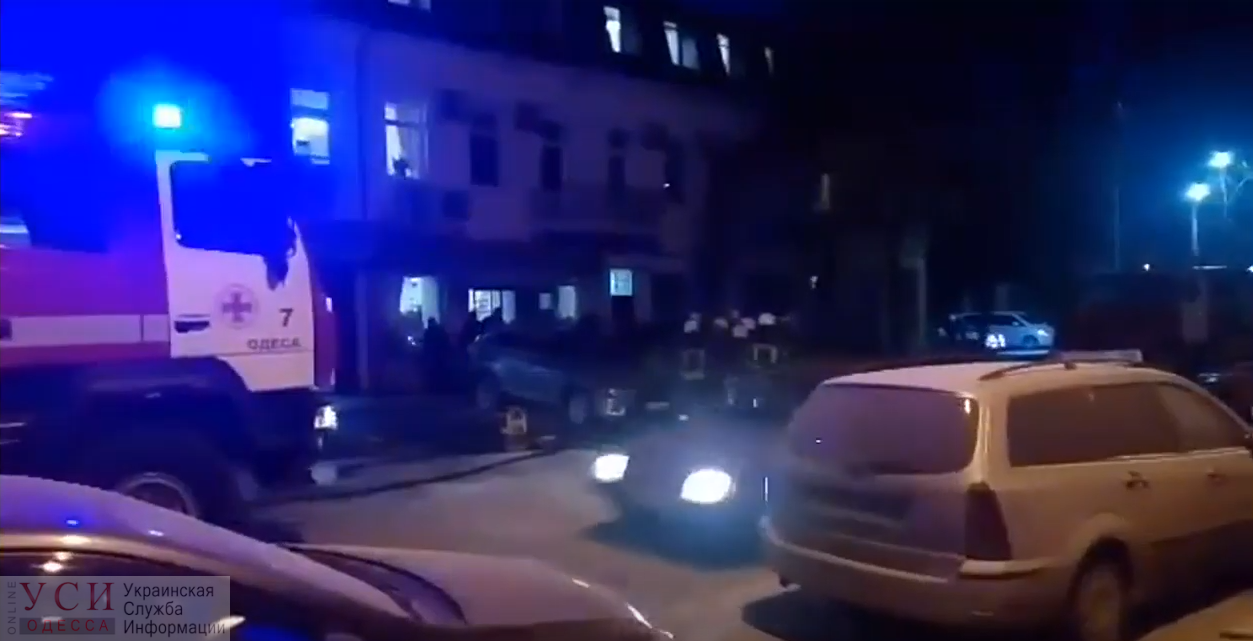 Сгоревший в центре Одессы джип принадлежит “оппоблоковцу” из облсовета (видео) «фото»