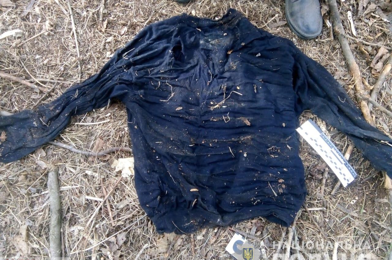 В лесополосе Одесской области нашли мертвого человека (фото) «фото»