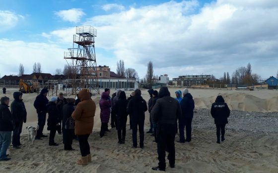 “Еще одна тайная сессия, и мы перекроем дорогу”, – жители Затоки отреагировали на новую стройку на пляже (фото) «фото»