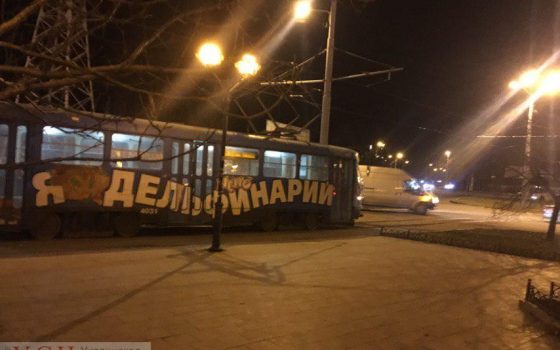 На Люстдорфской дороге остановилось движение трамваев (фото) «фото»