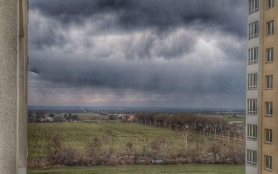 Одесситам обещают теплое, но дождливое начало недели «фото»