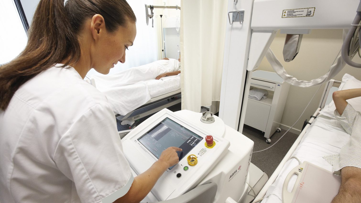 Новый мобильный рентген аппарат за 2 миллиона гривен купят в амбулаторию Одесской области «фото»