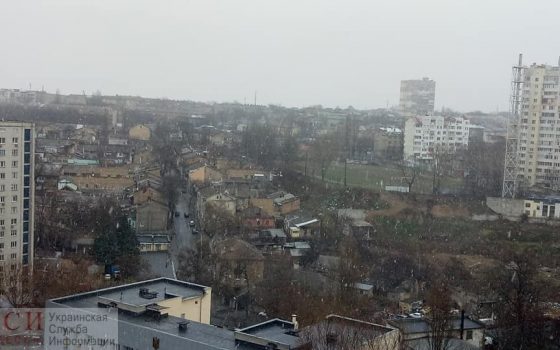 Снова зима: в Одессе пошел мокрый снег (фото) usionline.com Снова зима: в Одессе пошел мокрый снег (фото) «фото»