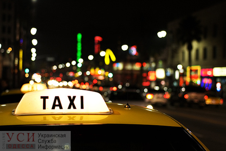 Одессит угнал авто у таксиста за то, что тот отказался везти его пьяную компанию «фото»
