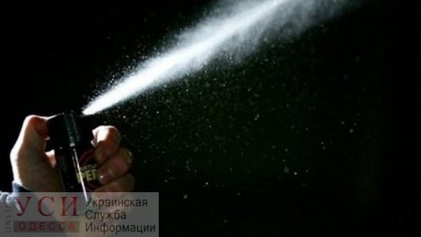 Под Одессой старшеклассник распылил в школе газ: у 36 детей ожоги дыхательных путей «фото»