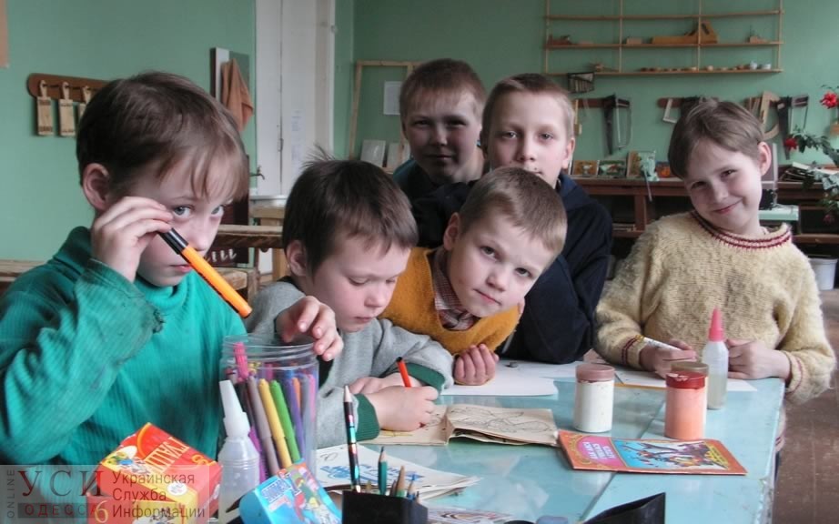 В Одессе сирот будут селить в малые групповые домики, похожие на дома семейного типа «фото»