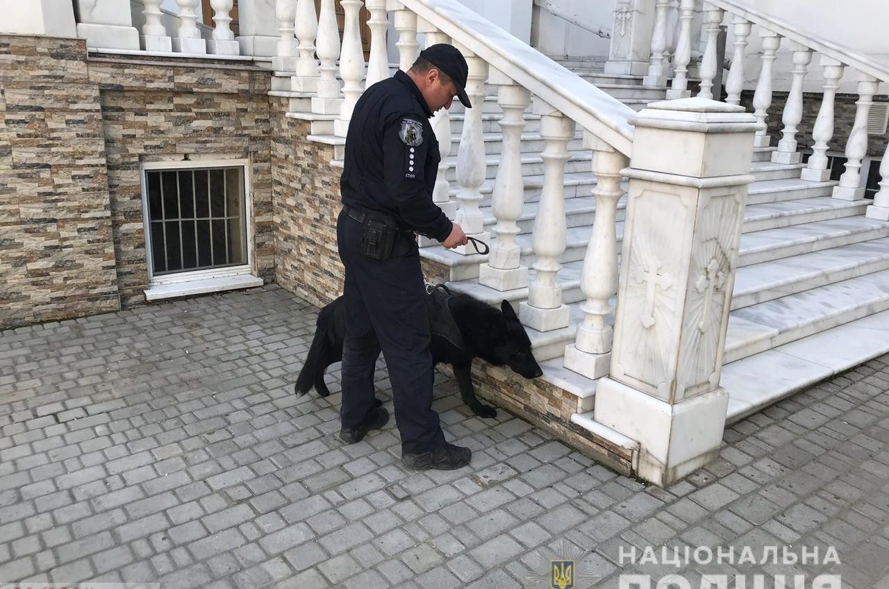 Перед Пасхой все церкви в Одессе и области проверяют на взрывоопасные предметы (фото) «фото»