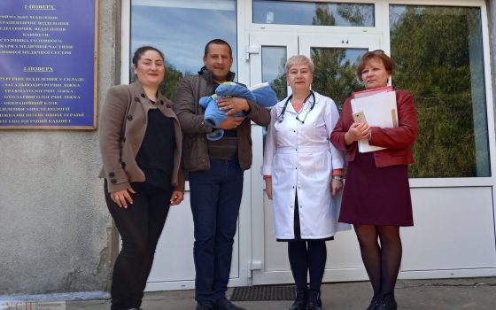 История и личный опыт первой патронатной семьи в Одесской области, которая взяла под опеку младенца (фото) «фото»