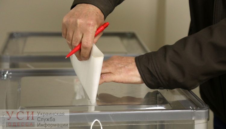 Одесса побила рекорд по явке избирателей, но все равно осталась в отстающих «фото»